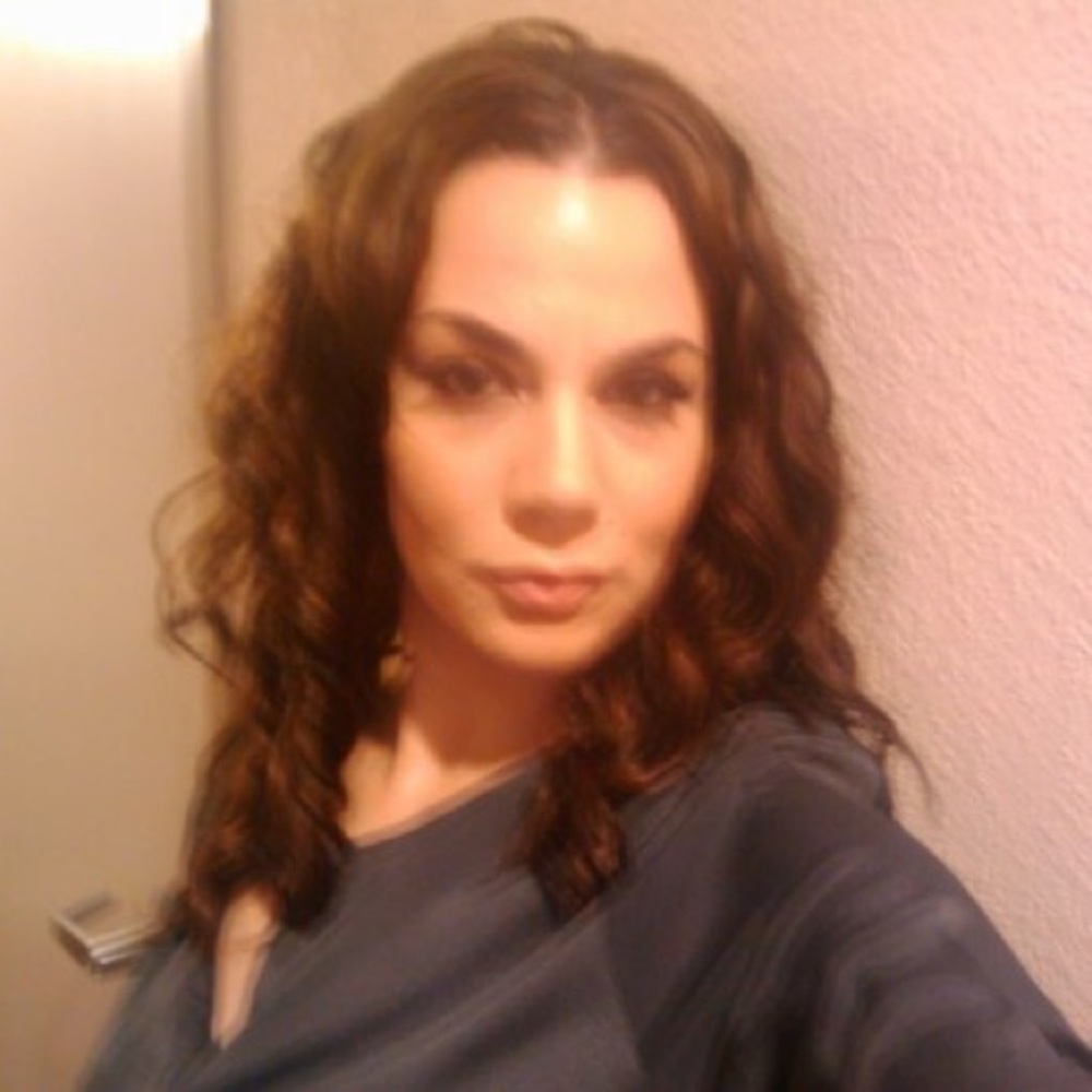 Meet your Posher, Angelina